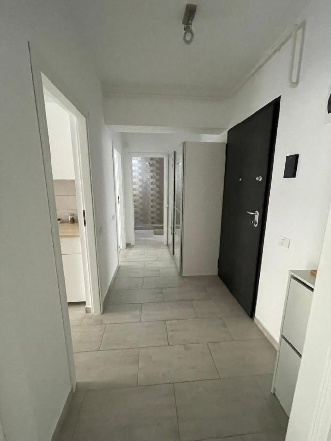 Plaza Luxury Apartment Near Presidential Palace Βουκουρέστι Εξωτερικό φωτογραφία